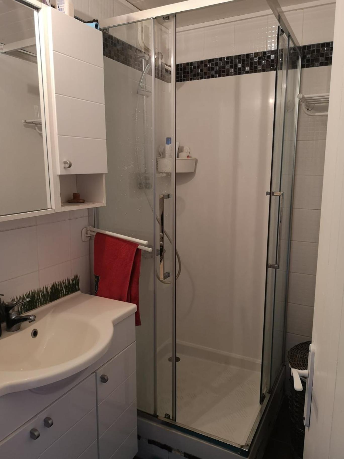 Chambre Dans Beau T3 Tres Proche Centre Ville ! Lorient Exterior photo